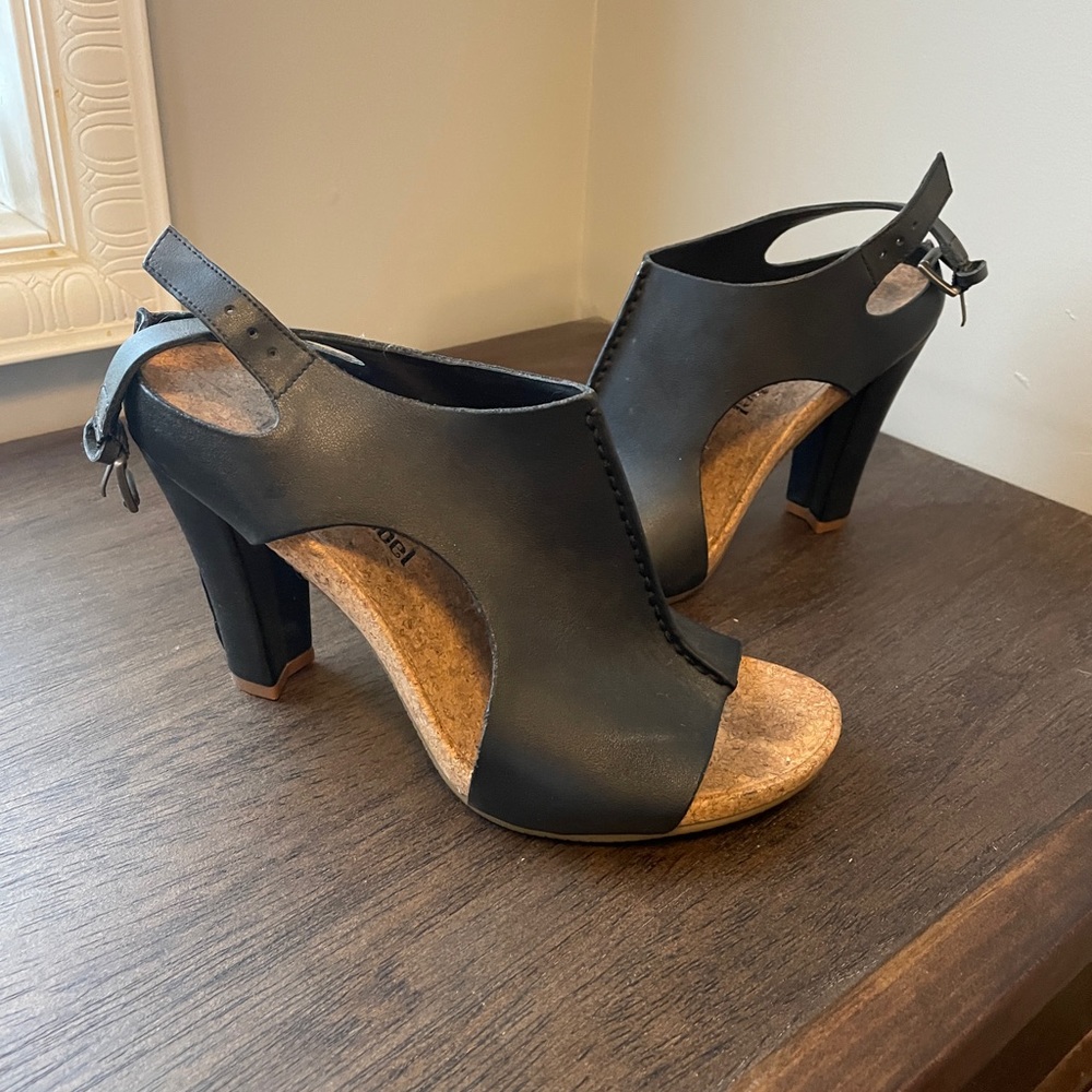 Luxury Rebel Black and Cork Heels